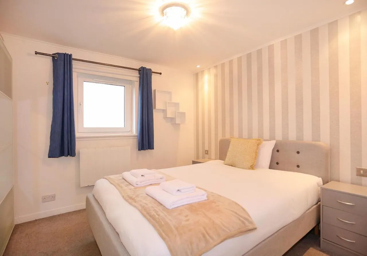The South Maybury Residence Edinburgh Apartment